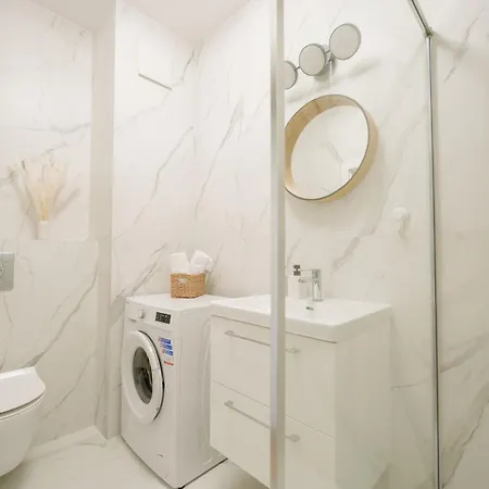 Meet And Greet, Przy Hali Koncertowej Łódź